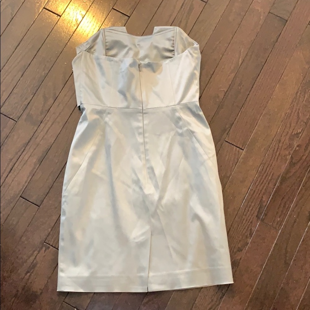 Dress - Picture 3 of 3